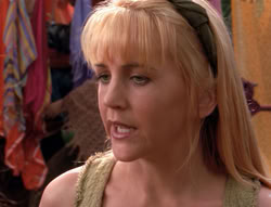 extant_XenaWarriorPrincess_4x03_AFamilyAffair_00642