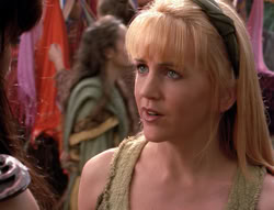 extant_XenaWarriorPrincess_4x03_AFamilyAffair_00648
