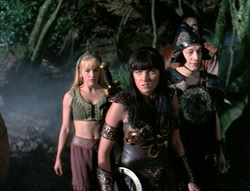 extant_XenaWarriorPrincess_4x03_AFamilyAffair_00741