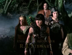 extant_XenaWarriorPrincess_4x03_AFamilyAffair_00742