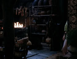 extant_XenaWarriorPrincess_4x03_AFamilyAffair_00778