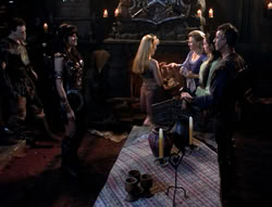 extant_XenaWarriorPrincess_4x03_AFamilyAffair_00789