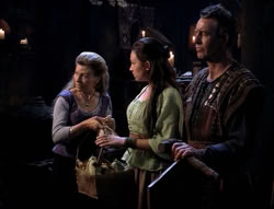 extant_XenaWarriorPrincess_4x03_AFamilyAffair_00797