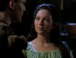 extant_XenaWarriorPrincess_4x03_AFamilyAffair_00828