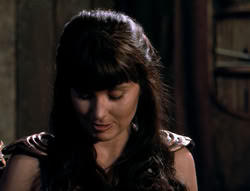 extant_XenaWarriorPrincess_4x03_AFamilyAffair_00834