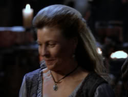 extant_XenaWarriorPrincess_4x03_AFamilyAffair_00841