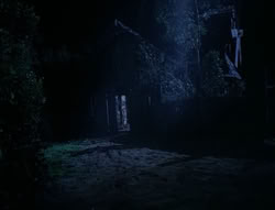 extant_XenaWarriorPrincess_4x03_AFamilyAffair_00920