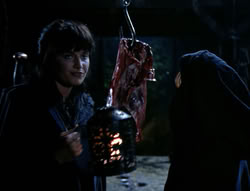 extant_XenaWarriorPrincess_4x03_AFamilyAffair_00940