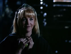 extant_XenaWarriorPrincess_4x03_AFamilyAffair_00977