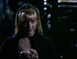 extant_XenaWarriorPrincess_4x03_AFamilyAffair_00978