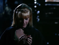extant_XenaWarriorPrincess_4x03_AFamilyAffair_00979