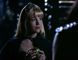 extant_XenaWarriorPrincess_4x03_AFamilyAffair_00994
