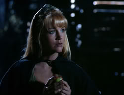 extant_XenaWarriorPrincess_4x03_AFamilyAffair_00995