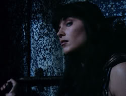 extant_XenaWarriorPrincess_4x03_AFamilyAffair_01002