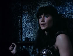 extant_XenaWarriorPrincess_4x03_AFamilyAffair_01004