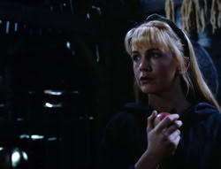 extant_XenaWarriorPrincess_4x03_AFamilyAffair_01022