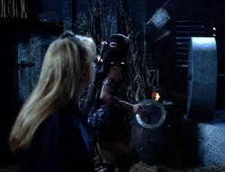extant_XenaWarriorPrincess_4x03_AFamilyAffair_01073