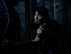 extant_XenaWarriorPrincess_4x03_AFamilyAffair_01188