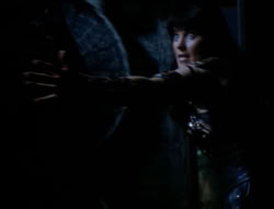 extant_XenaWarriorPrincess_4x03_AFamilyAffair_01189