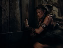 extant_XenaWarriorPrincess_4x03_AFamilyAffair_01220