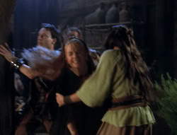 extant_XenaWarriorPrincess_4x03_AFamilyAffair_01238