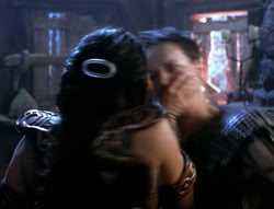 extant_XenaWarriorPrincess_4x03_AFamilyAffair_01398