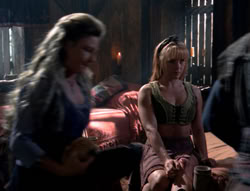 extant_XenaWarriorPrincess_4x03_AFamilyAffair_01484