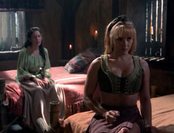 extant_XenaWarriorPrincess_4x03_AFamilyAffair_01487