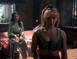 extant_XenaWarriorPrincess_4x03_AFamilyAffair_01490