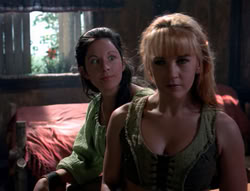 extant_XenaWarriorPrincess_4x03_AFamilyAffair_01503