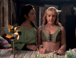extant_XenaWarriorPrincess_4x03_AFamilyAffair_01516