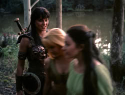 extant_XenaWarriorPrincess_4x03_AFamilyAffair_01766