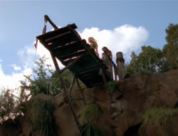 extant_XenaWarriorPrincess_4x03_AFamilyAffair_01812