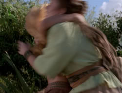 extant_XenaWarriorPrincess_4x03_AFamilyAffair_01842