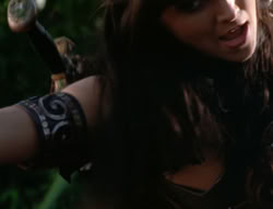extant_XenaWarriorPrincess_4x03_AFamilyAffair_01875