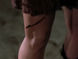 extant_XenaWarriorPrincess_4x03_AFamilyAffair_01997