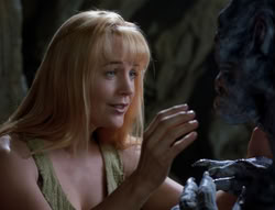 extant_XenaWarriorPrincess_4x03_AFamilyAffair_02010