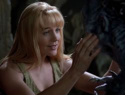 extant_XenaWarriorPrincess_4x03_AFamilyAffair_02012