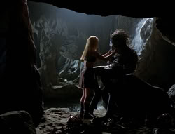 extant_XenaWarriorPrincess_4x03_AFamilyAffair_02014