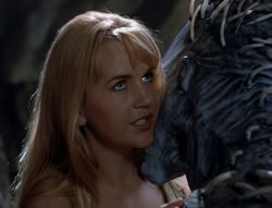 extant_XenaWarriorPrincess_4x03_AFamilyAffair_02052