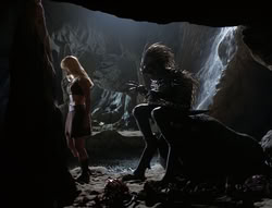 extant_XenaWarriorPrincess_4x03_AFamilyAffair_02093