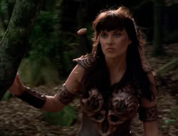 extant_XenaWarriorPrincess_4x03_AFamilyAffair_02112