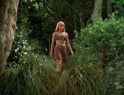 extant_XenaWarriorPrincess_4x03_AFamilyAffair_02125
