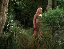 extant_XenaWarriorPrincess_4x03_AFamilyAffair_02126