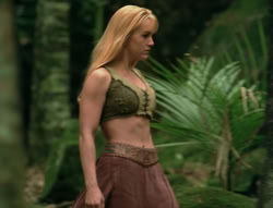 extant_XenaWarriorPrincess_4x03_AFamilyAffair_02212