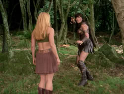 extant_XenaWarriorPrincess_4x03_AFamilyAffair_02240