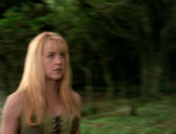 extant_XenaWarriorPrincess_4x03_AFamilyAffair_02243