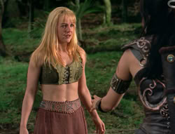 extant_XenaWarriorPrincess_4x03_AFamilyAffair_02275