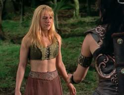 extant_XenaWarriorPrincess_4x03_AFamilyAffair_02277