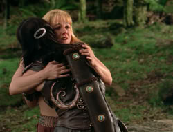 extant_XenaWarriorPrincess_4x03_AFamilyAffair_02303